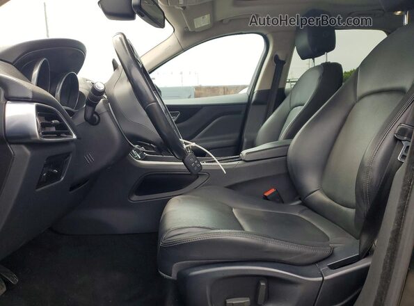 SADCJ2FX1JA272289 2018 JAGUAR F-PACE Черный Вид салона спереди