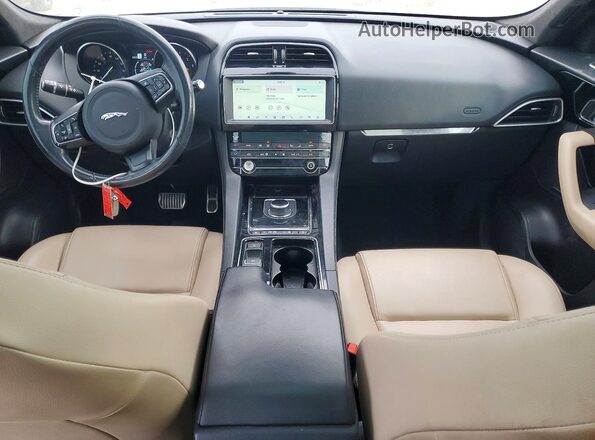 SADCJ2GX4KA607609 2019 JAGUAR F-PACE Черный Вид панели приборов