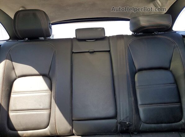 SADCK2GX7KA390649 2019 JAGUAR F-PACE White Widok tylnych siedzeń