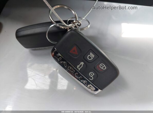 SADCL2FX0KA392306 2019 JAGUAR F-PACE Белый Вид панели приборов