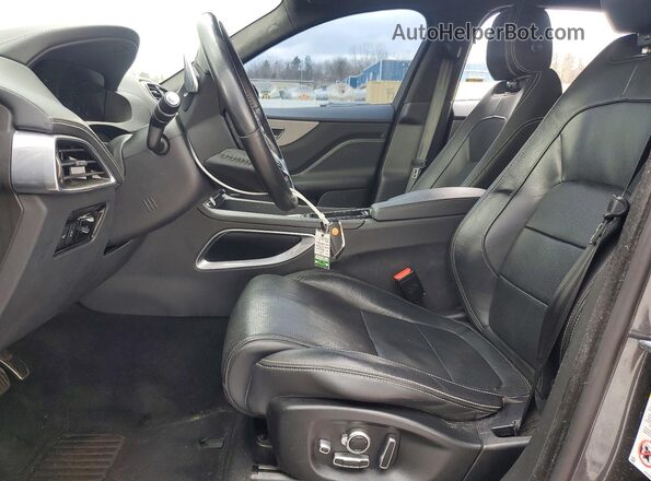 SADCM2FV9LA645166 2020 JAGUAR F-PACE Gray Widok wnętrza z przodu