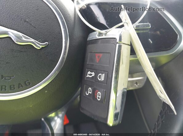SADCT2EX3RA739252 2024 JAGUAR F-PACE Серый Вид панели приборов