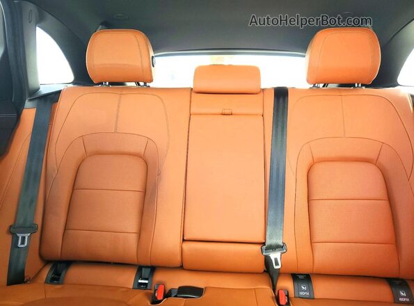 SADCT2EX6RA736975 2024 JAGUAR F-PACE White Vista de los asientos traseros