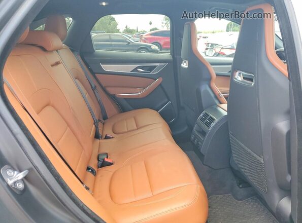 SADCT2EX6RA736975 2024 JAGUAR F-PACE White Vista interior trasera