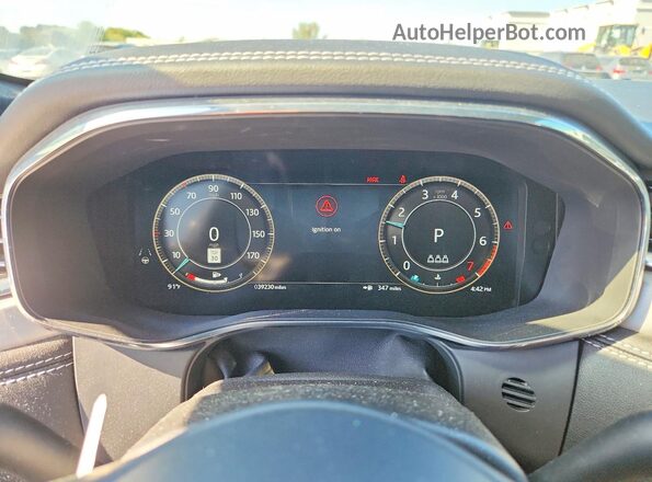 SADCT2EX8RA724083 2024 JAGUAR F-PACE Black Vista del cuadro de instrumentos