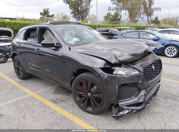 SADCT2FU3RA720835 2024 JAGUAR F-PACE Gray Front right