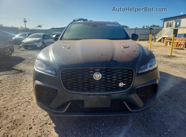 SADCZ2EE0NA696240 2022 JAGUAR F-PACE Green Front view