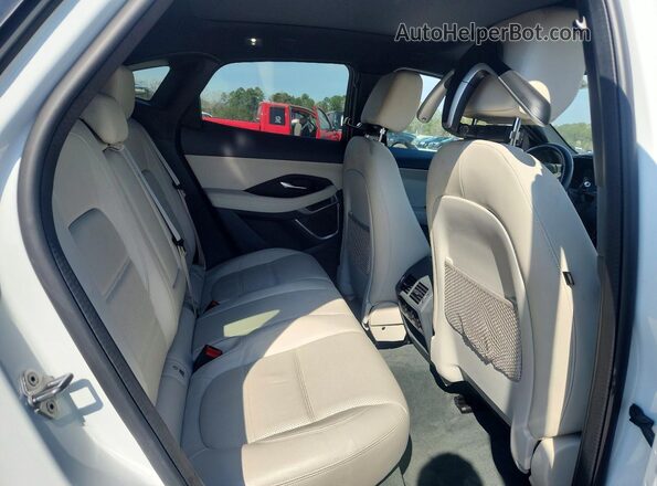 SADFP2FX2L1Z88813 2020 JAGUAR E-PACE White უკანა სალონის ხედი