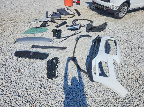 SADFP2FX2L1Z88813 2020 JAGUAR E-PACE White VIN კოდის სტიკერის ხედი