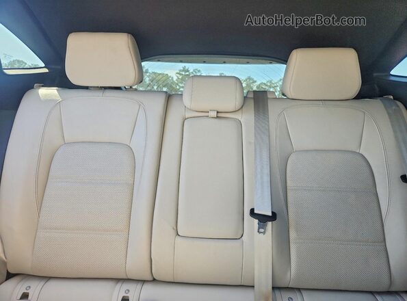 SADFP2FX2L1Z88813 2020 JAGUAR E-PACE White უკანა სავარძლების ხედი