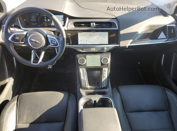 SADHD2S10K1F73767 2019 JAGUAR I-PACE Красный Вид панели приборов