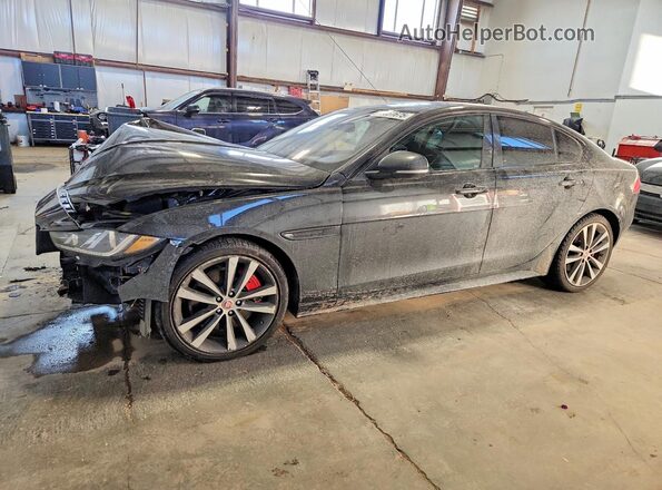 SAJAM4FV7JCP17161 2018 JAGUAR XF Black Առջևի ձախ երեք քառորդ տեսարան