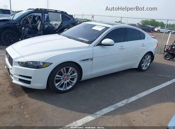 SAJAR4FX3KCP52820 2019 JAGUAR XF Белый Передняя левая четверть