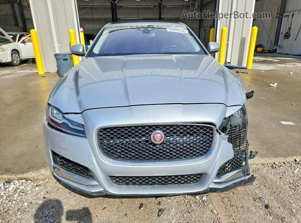 SAJBK4BV5GCY20328 2016 JAGUAR XF Серебряный Вид спереди