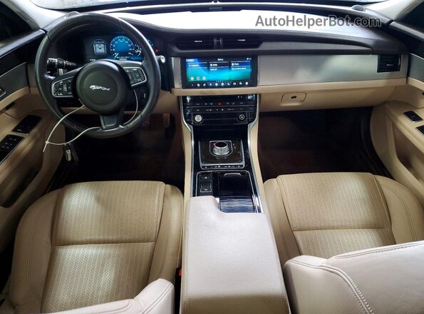 SAJBK4BV5GCY22919 2016 JAGUAR XF Black Vista del salpicadero
