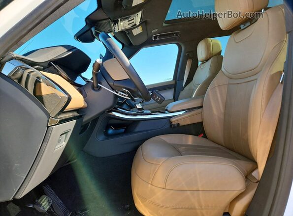 SAL1P9EU7RA419611 2024 LAND ROVER RANGE Белый Вид салона спереди
