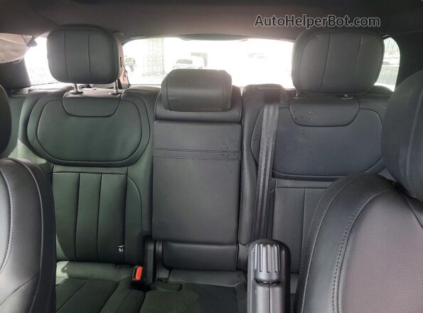 SAL1P9EU8SA457533 2025 LAND ROVER RANGE White Vista de los asientos traseros