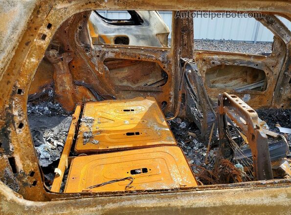 SALCL2FX7PH325155 2023 LAND ROVER DISCOVERY Пожар Вид задней части салона