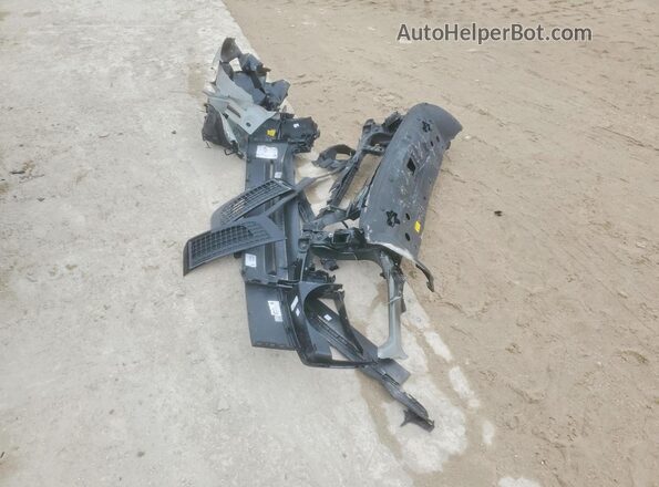 SALEJ6EX2P2160447 2023 LAND ROVER DEFENDER Black Շարժիչի բաժամունքի տեսք