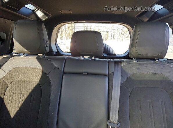SALEWEEE0P2118322 2023 LAND ROVER DEFENDER Black Հետևի նստատեղերի տեսք