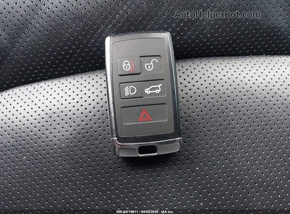 SALGS2RU2NA465528 2022 LAND ROVER RANGE ROVER Белый Вид панели приборов