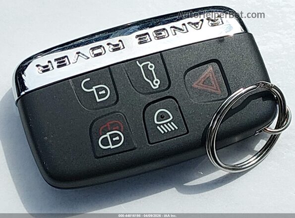 SALGS5FE3HA331209 2017 LAND ROVER RANGE ROVER White Widok deski rozdzielczej