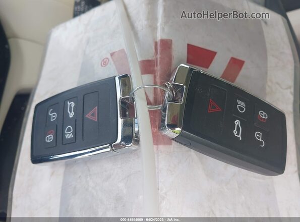 SALKP9F40PA027019 2023 LAND ROVER RANGE ROVER Gold Առջևի վահանակի տեսք