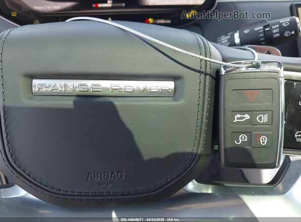 SALKPBFUXSA276511 2025 LAND ROVER RANGE ROVER White Widok deski rozdzielczej