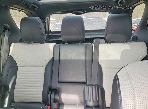 SALRT2EX1N2464399 2022 LAND ROVER DISCOVERY Black Vista de los asientos traseros