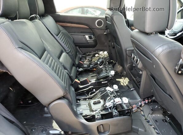 SALRT2RK1JA075518 2018 LAND ROVER DISCOVERY Черный Вид задней части салона