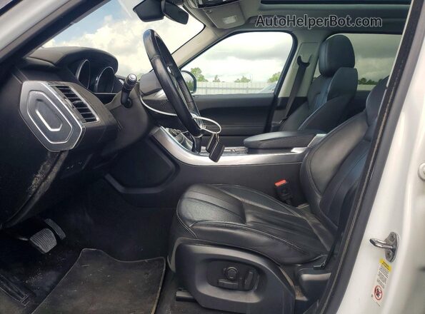 SALWG2FV0HA670313 2017 LAND ROVER RANGE Белый Вид салона спереди