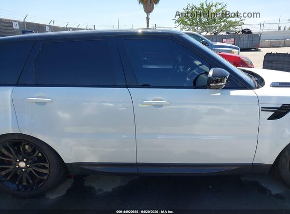 SALWR2FEXHA171836 2017 LAND ROVER RANGE ROVER SPORT White Вид задньої частини салону