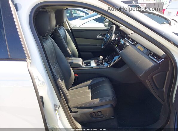 SALYJ2EX9MA305734 2021 LAND ROVER RANGE ROVER VELAR Белый Вид салона спереди