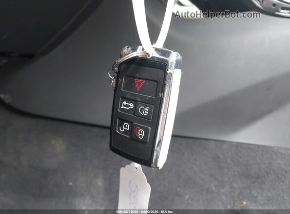 SALYT2EX2PA358564 2023 LAND ROVER RANGE ROVER VELAR White Widok deski rozdzielczej