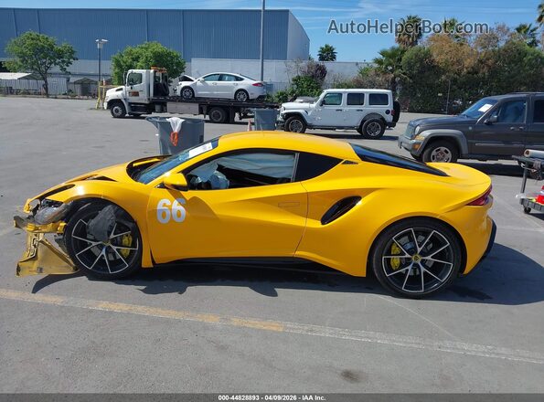 SCCLEKAX6RHA10893 2024 LOTUS EMIRA Yellow Vista interior de 360 grados