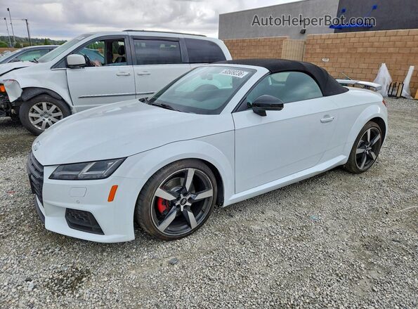 TRUTECFV6K1004723 2019 AUDI TT Белый Передняя левая четверть