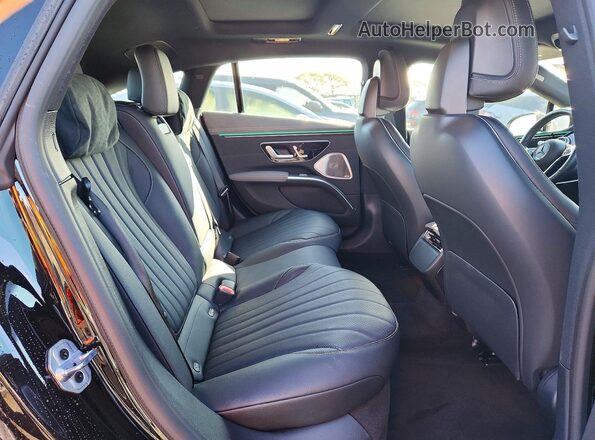 W1KCG2DB0RA045243 2024 MERCEDES-BENZ EQS Черный Вид задних сидений