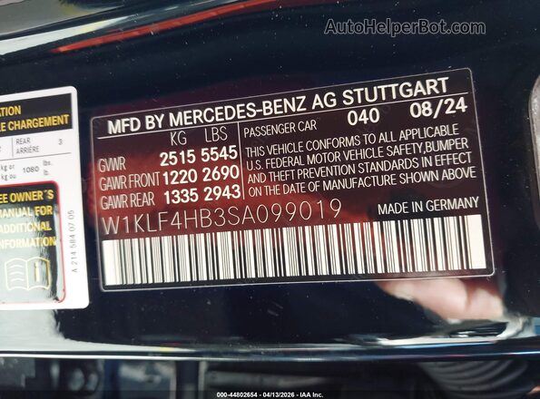 W1KLF4HB3SA099019 2025 MERCEDES-BENZ E-CLASS Black Vista del compartimento del motor