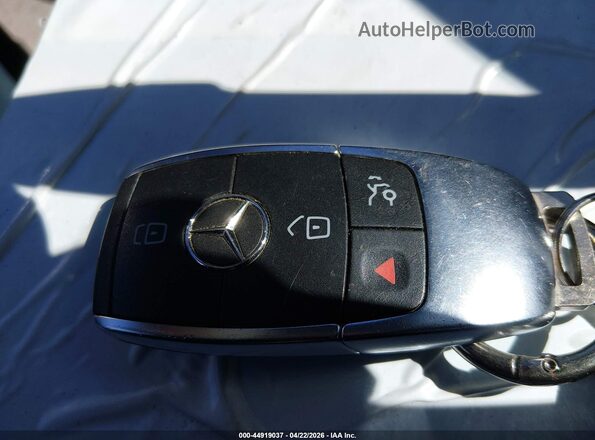 W1KWF8DB6MR613475 2021 MERCEDES-BENZ C-CLASS Black Առջևի վահանակի տեսք