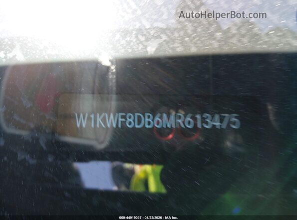 W1KWF8DB6MR613475 2021 MERCEDES-BENZ C-CLASS Black Շարժիչի բաժամունքի տեսք