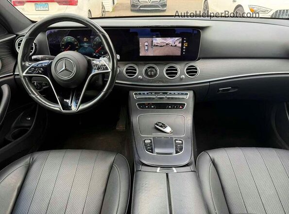 W1KZF8EB3NB020775 2022 MERCEDES-BENZ E Black Vista interior delantera