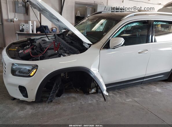 W1N4M4HB8SW388946 2025 MERCEDES-BENZ GLB-CLASS White Vista frontal