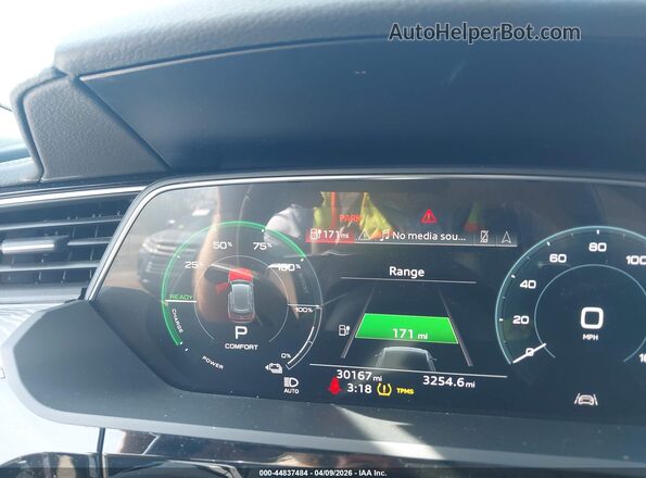 WA11AAGE3MB005447 2021 AUDI E-TRON Blue 