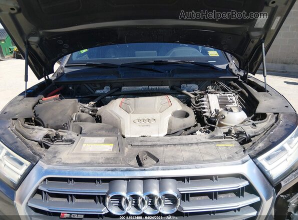 WA1A4AFY0J2009843 2018 AUDI SQ5 Gray Widok z tyłu