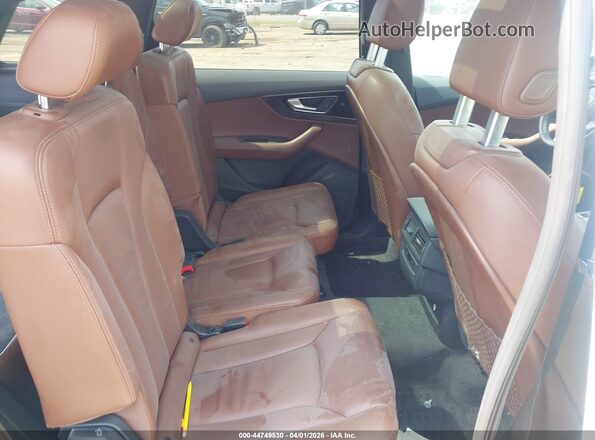 WA1AAAF73KD007736 2019 AUDI Q7 White Widok naklejki z numerem VIN