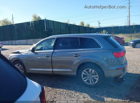 WA1AAAF74HD014168 2017 AUDI Q7 Gray სალონის 360-გრადუსიანი ხედი