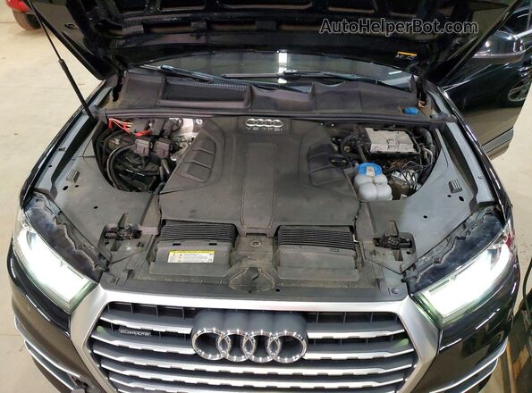 WA1AAAF79HD021360 2017 AUDI Q7 Черный Вид задней части салона