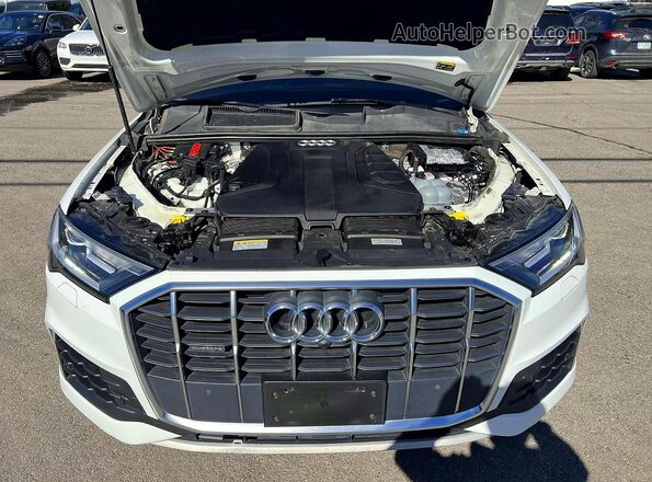 WA1ACBF70PD010097 2023 AUDI Q7 Белый Вид панели приборов