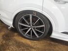 2021 Audi Sq7 Premium Plus Белый vin: WA1AWBF74MD010963 Damage: Right Rear Wheel, Curb Rash, > 12 Inches