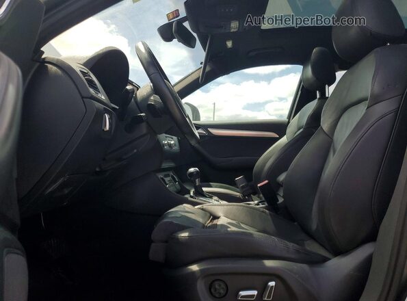 WA1BCCFS2JR015181 2018 AUDI Q3 Gray Widok wnętrza z przodu